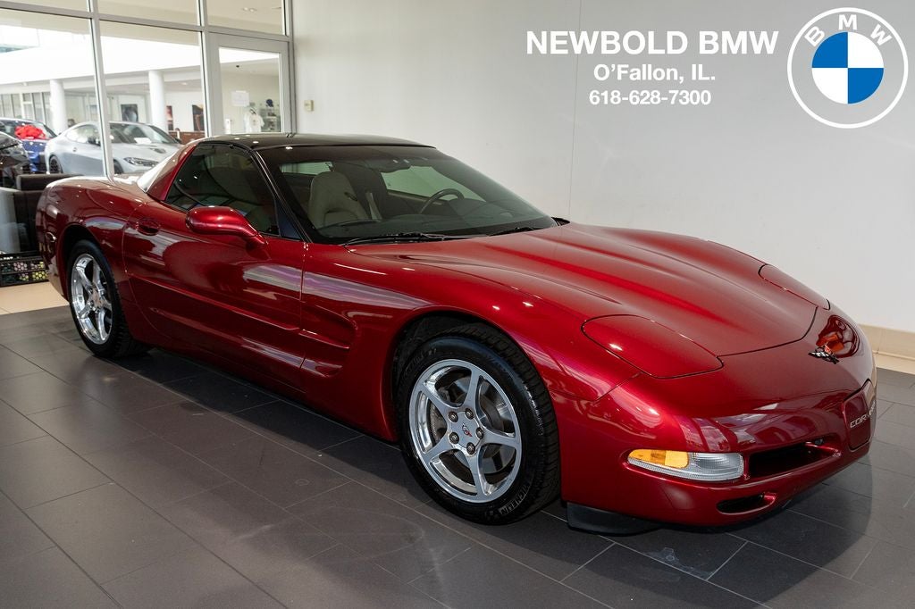 2004 Chevrolet Corvette Base