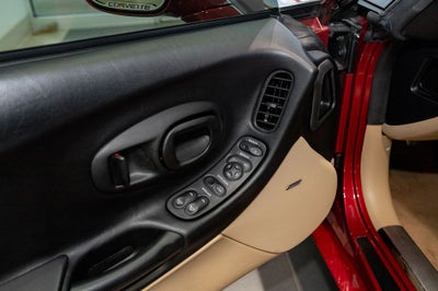 2004 Chevrolet Corvette Base