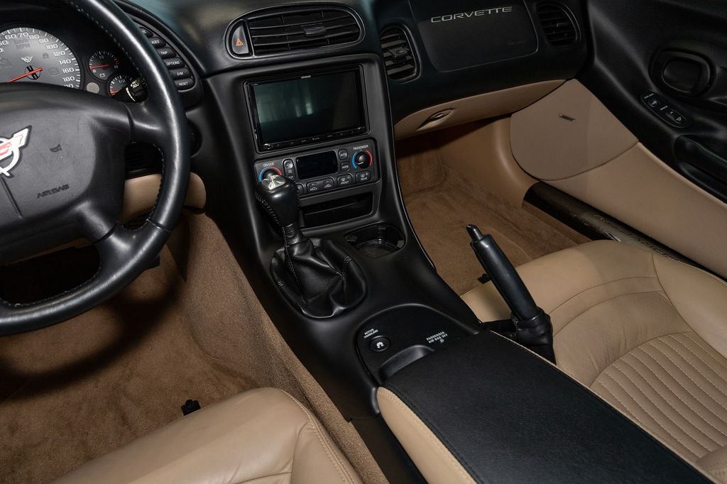 2004 Chevrolet Corvette Base
