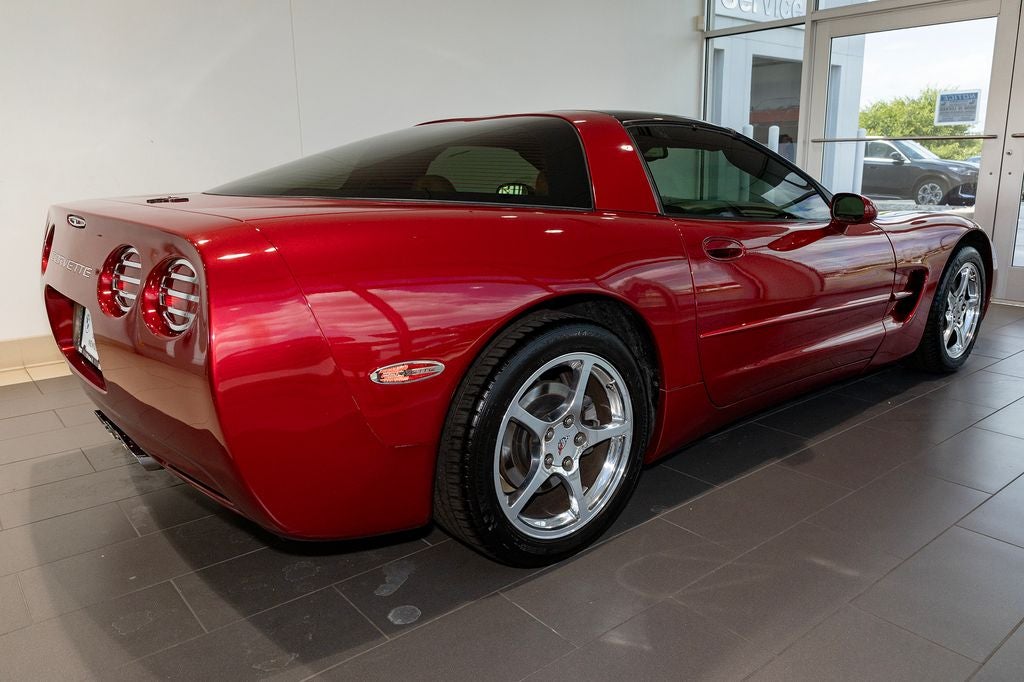 2004 Chevrolet Corvette Base
