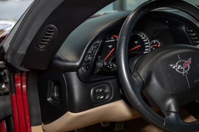 2004 Chevrolet Corvette Base