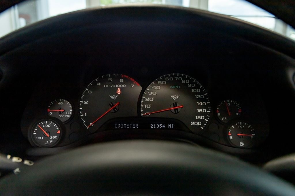 2004 Chevrolet Corvette Base