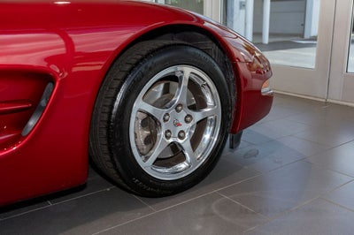 2004 Chevrolet Corvette Base