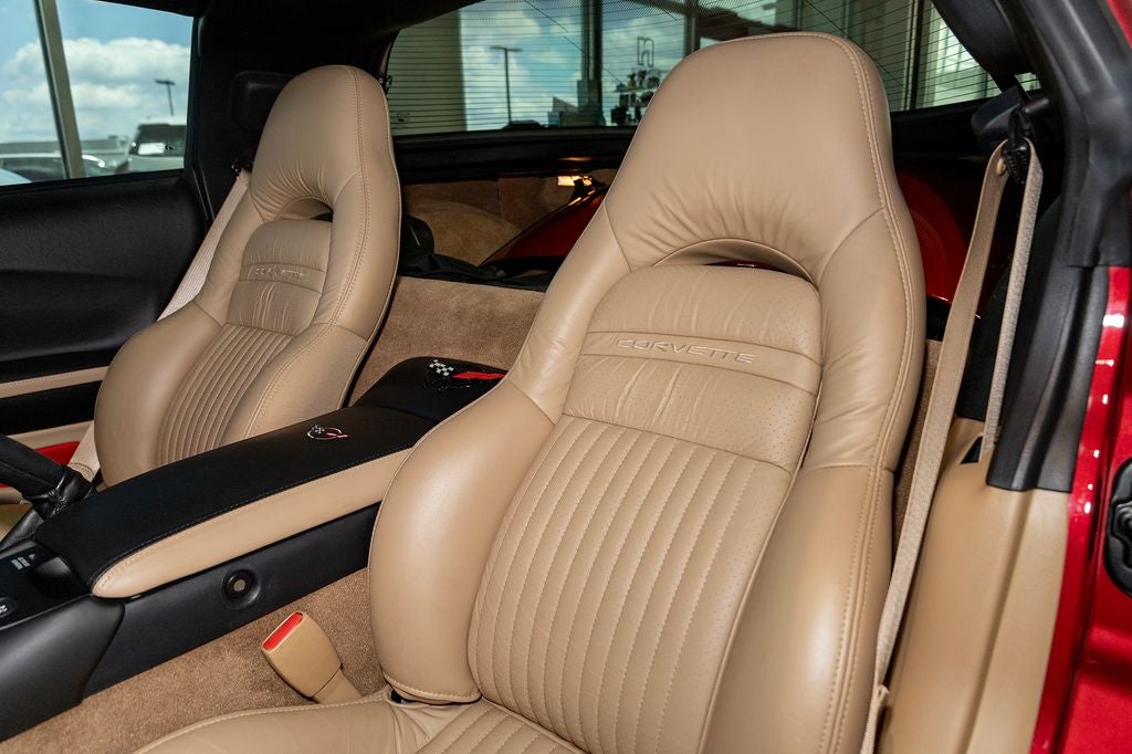 2004 Chevrolet Corvette Base