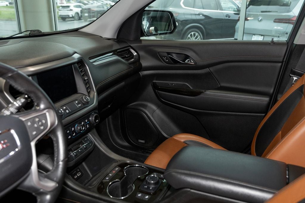 2020 GMC Acadia AT4