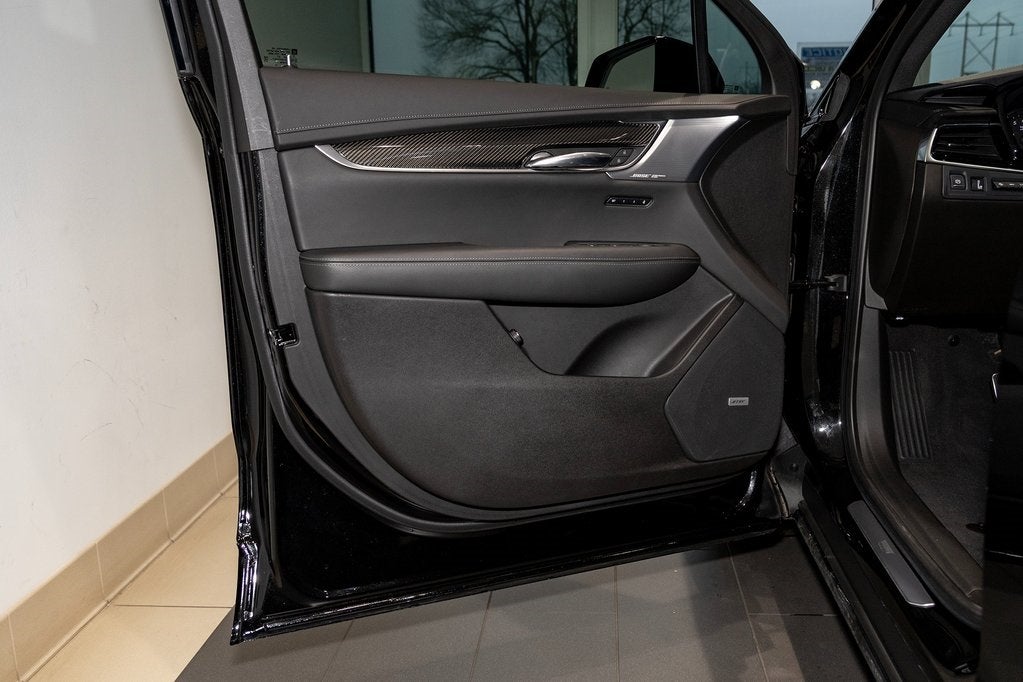 2023 Cadillac XT6 Sport