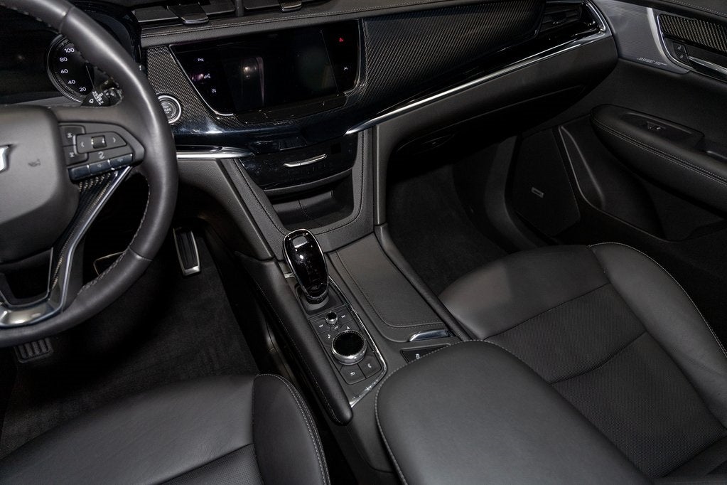 2023 Cadillac XT6 Sport