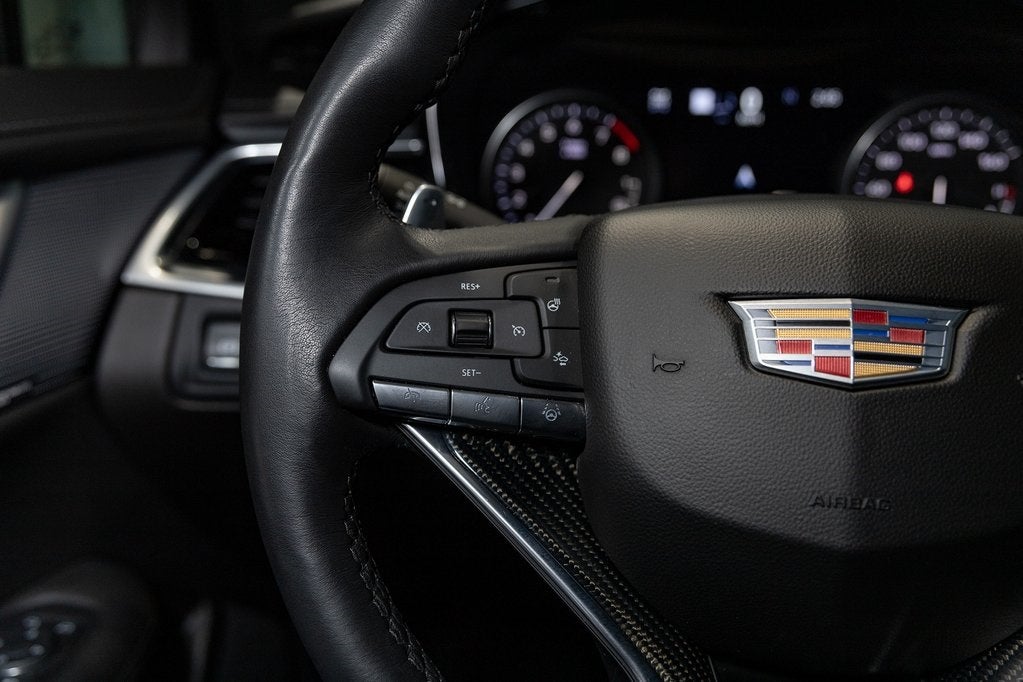 2023 Cadillac XT6 Sport