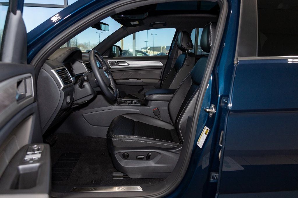 2023 Volkswagen Atlas Cross Sport 3.6L V6 SE w/Technology