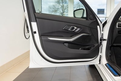 2026 BMW 330i 330i xDrive