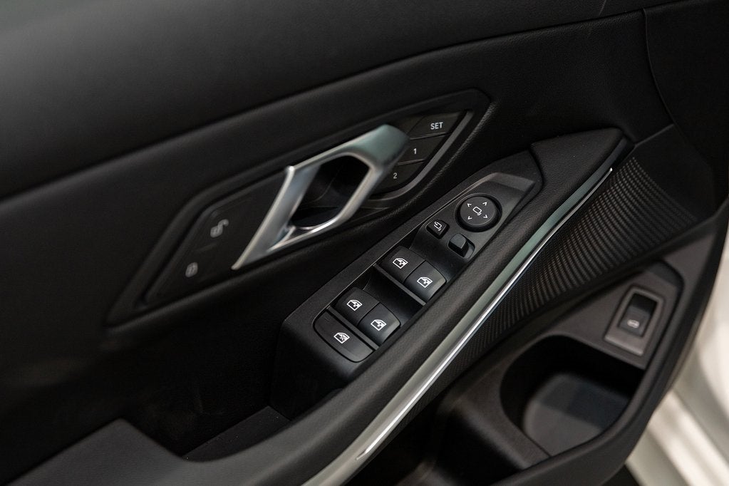 2026 BMW 330i 330i xDrive