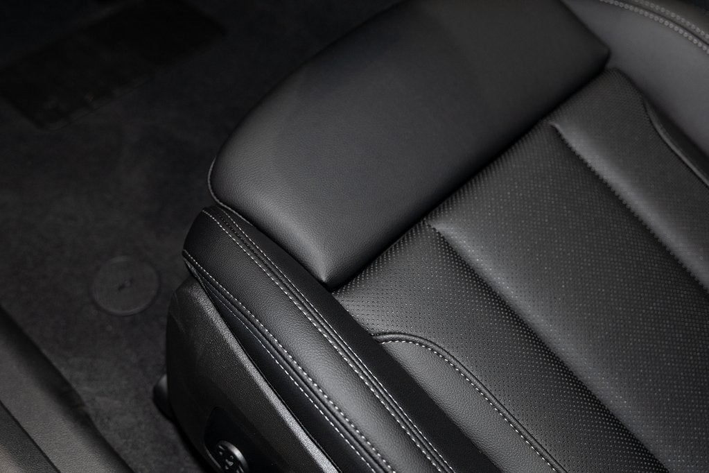 2026 BMW 330i 330i xDrive