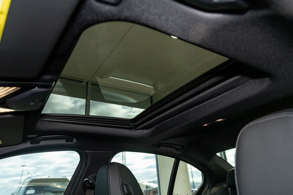 2026 BMW 330i 330i xDrive