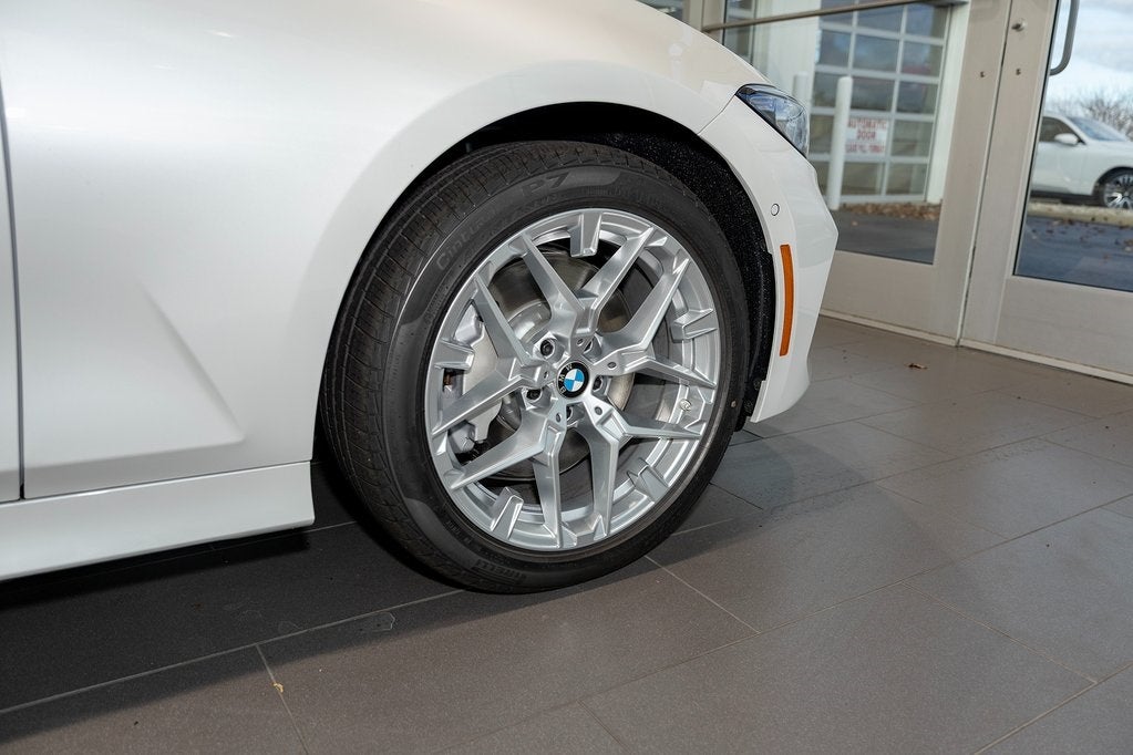 2026 BMW 330i 330i xDrive