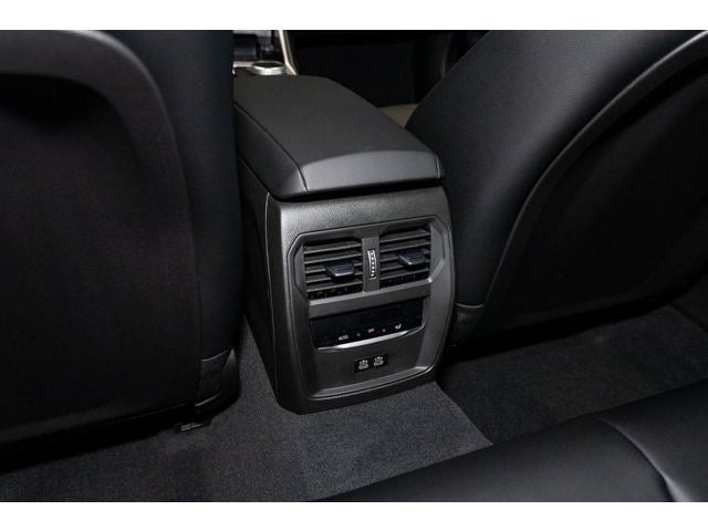 2026 BMW 330i 330i xDrive