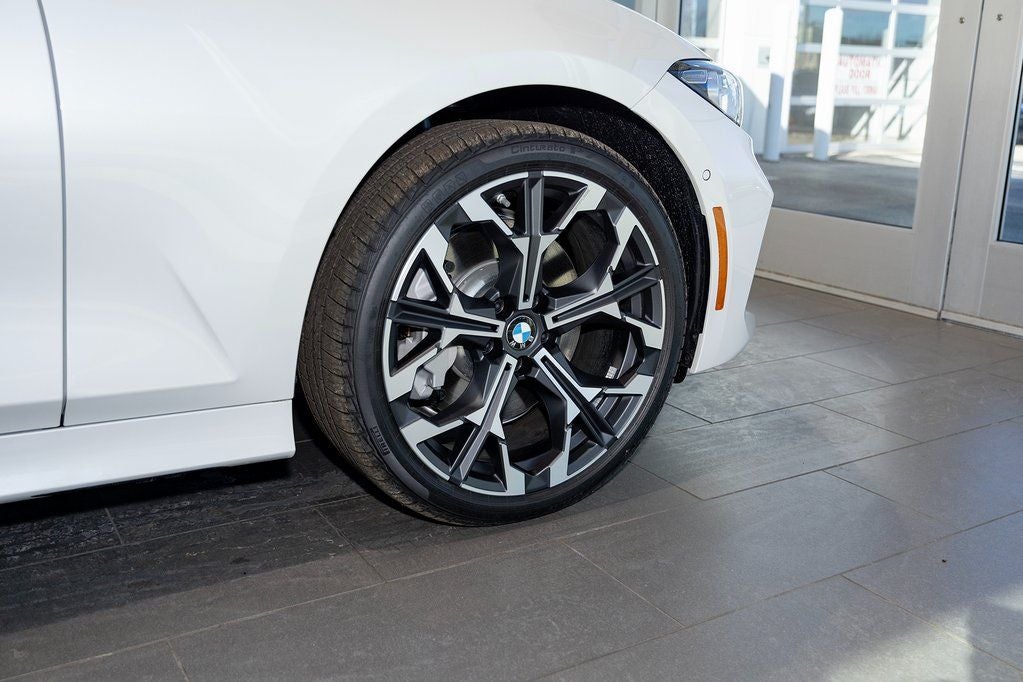 2026 BMW 330i 330i xDrive