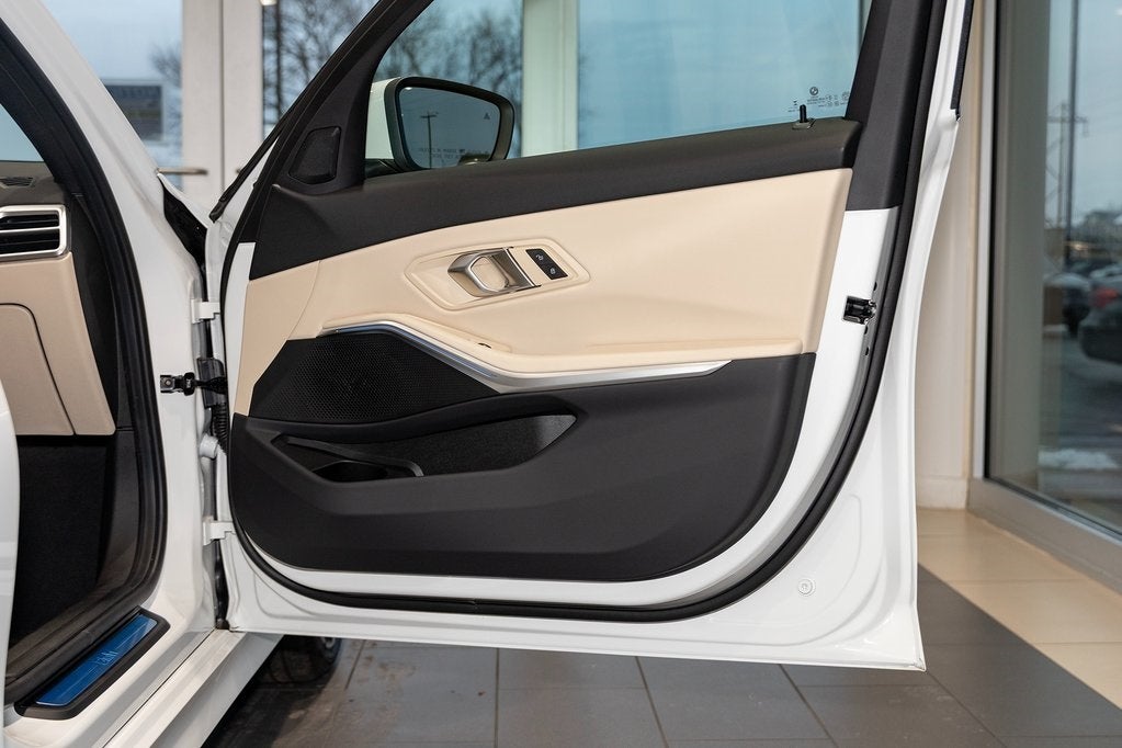 2026 BMW 330i 330i xDrive