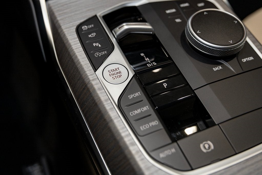 2026 BMW 330i 330i xDrive