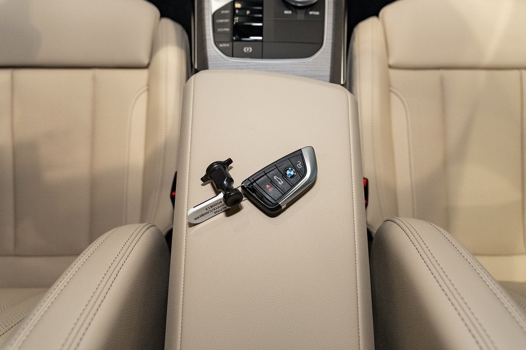 2026 BMW 330i 330i xDrive