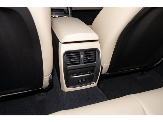 2026 BMW 330i 330i xDrive