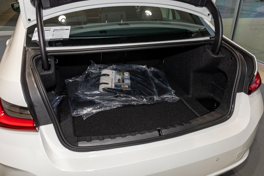 2025 BMW 330i 330i xDrive