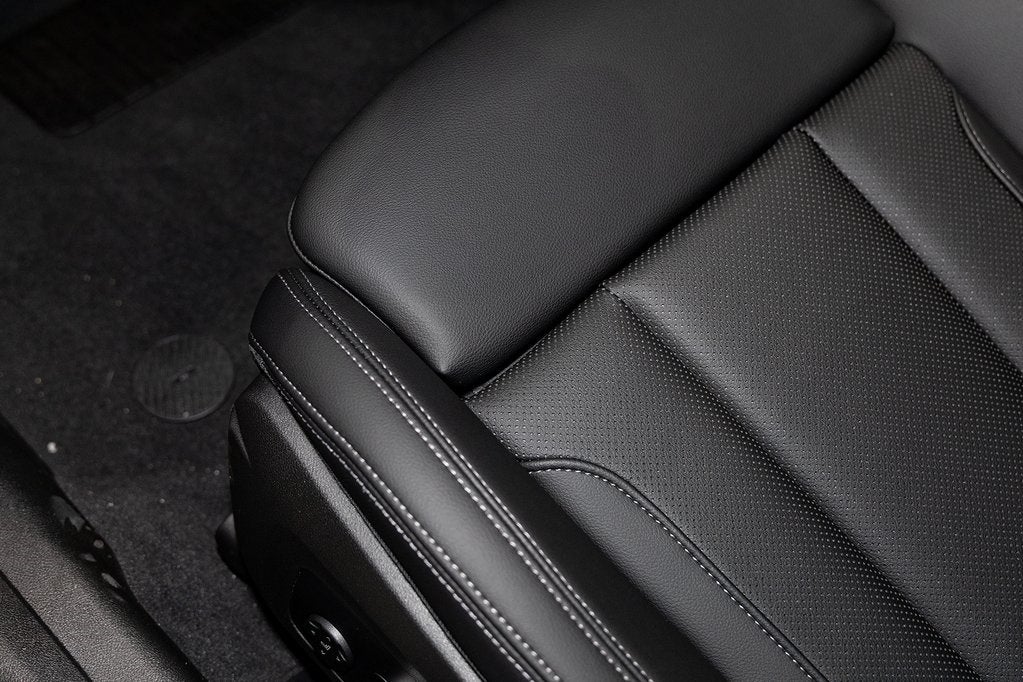 2025 BMW 330i 330i xDrive