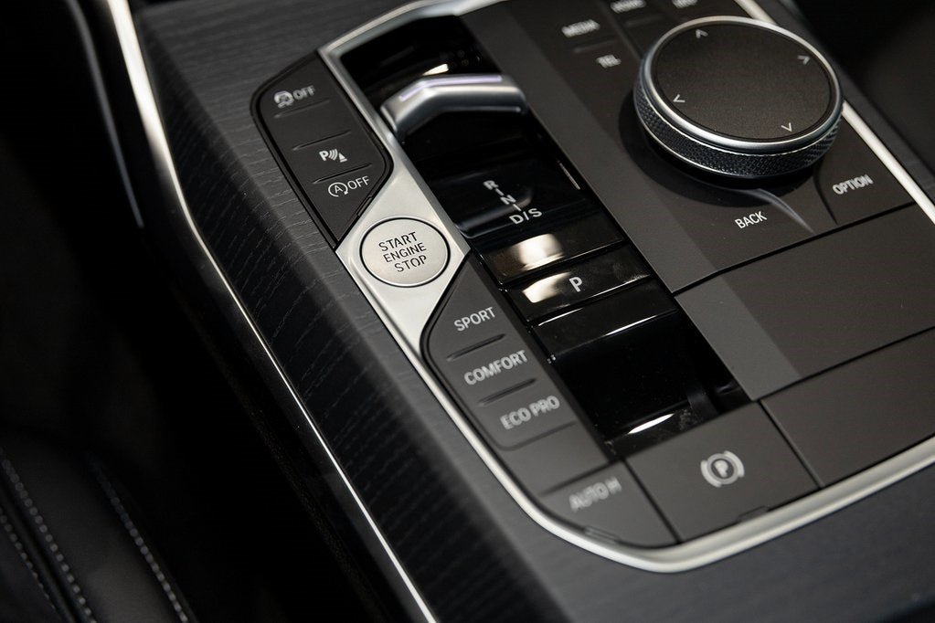 2025 BMW 330i 330i xDrive