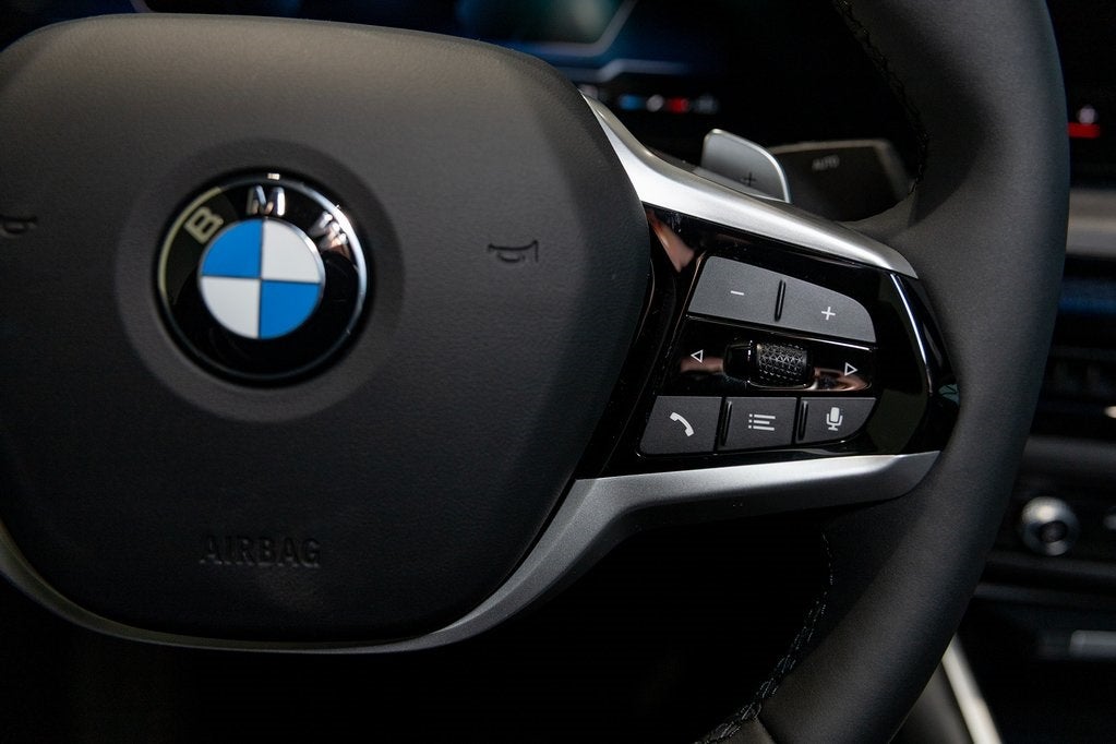 2025 BMW 330i 330i xDrive