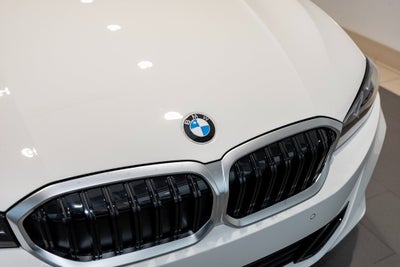 2025 BMW 330i 330i xDrive