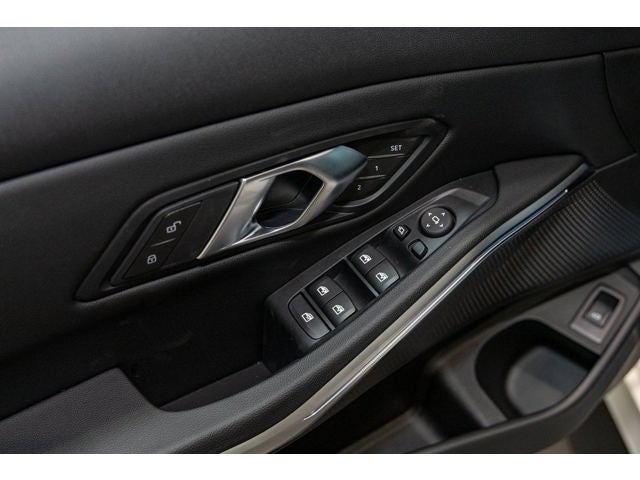 2025 BMW 330i 330i xDrive