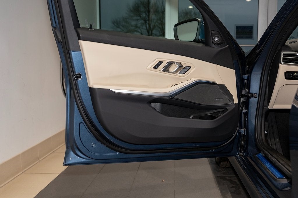 2026 BMW 330i 330i xDrive