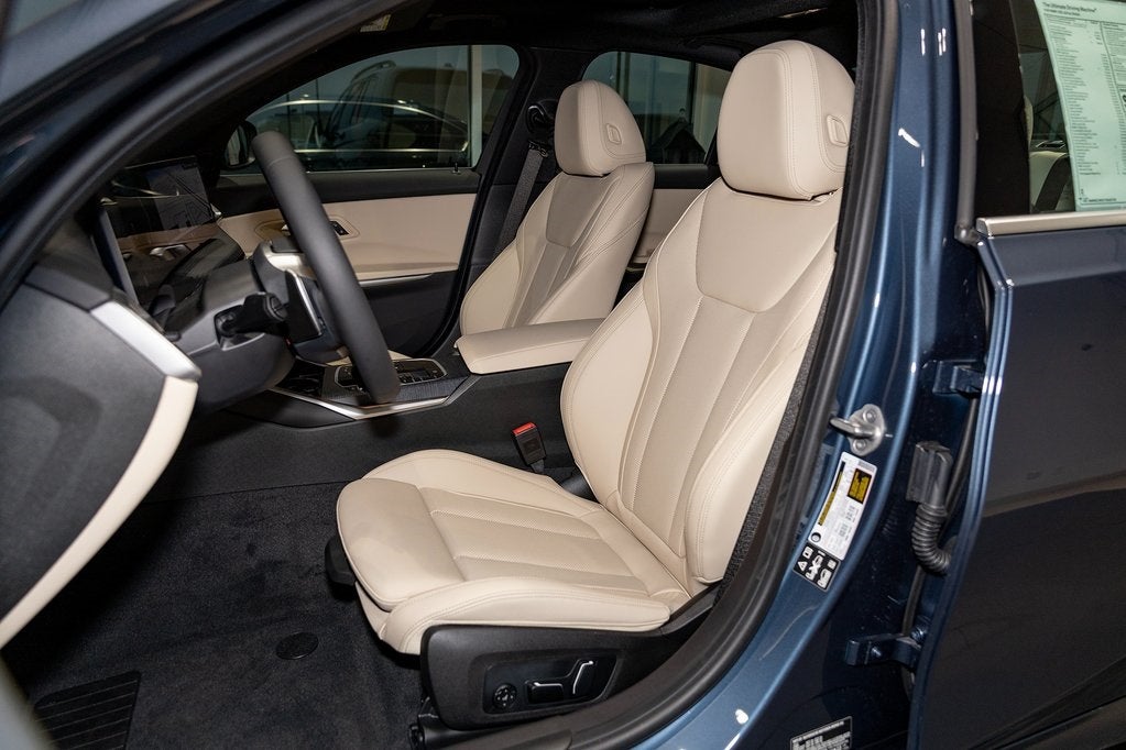 2026 BMW 330i 330i xDrive