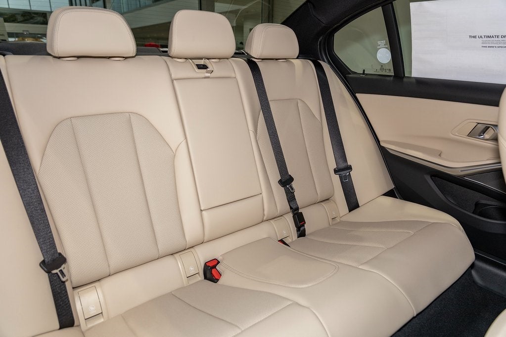 2026 BMW 330i 330i xDrive