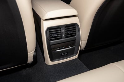 2026 BMW 330i 330i xDrive