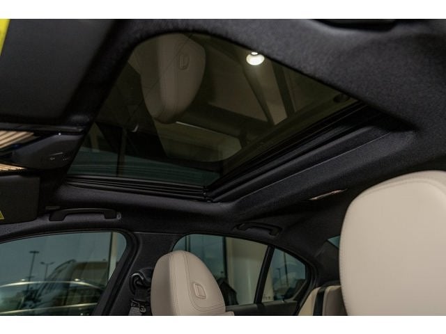 2026 BMW 330i 330i xDrive