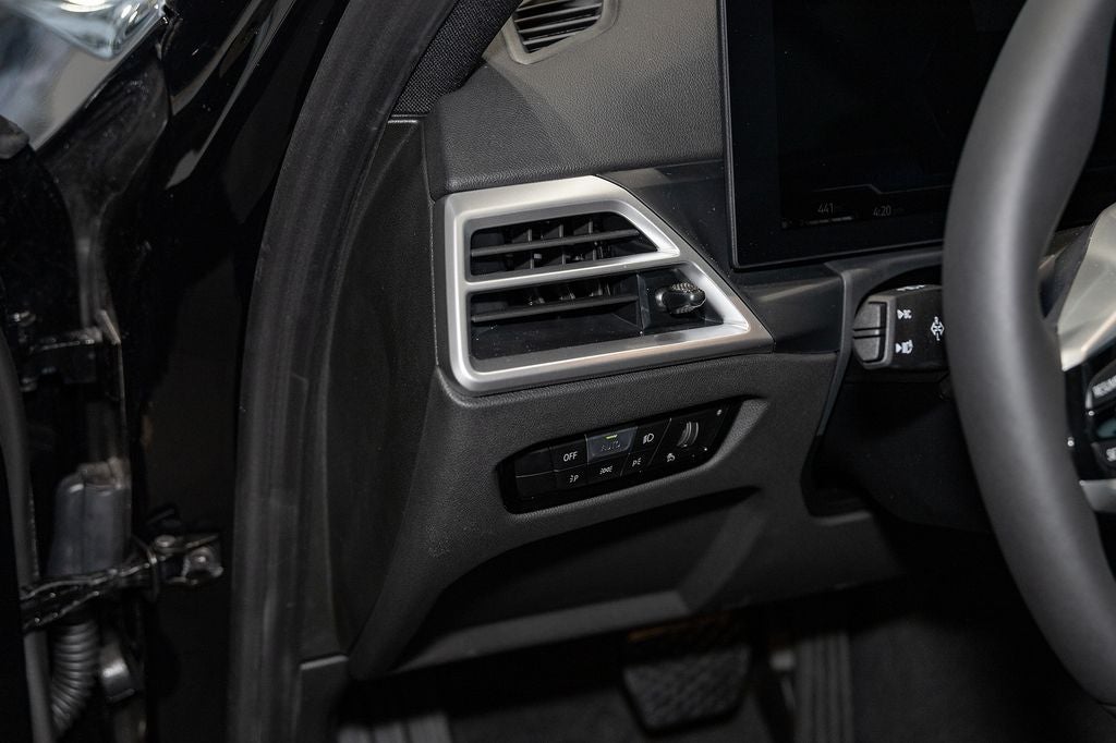 2026 BMW 330i 330i xDrive