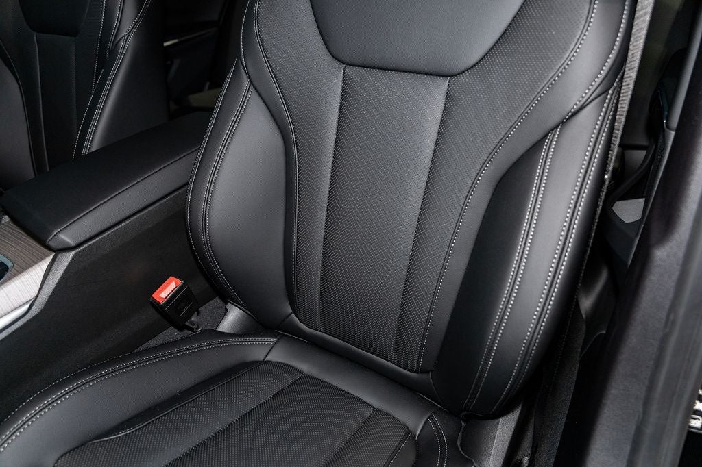 2026 BMW 330i 330i xDrive