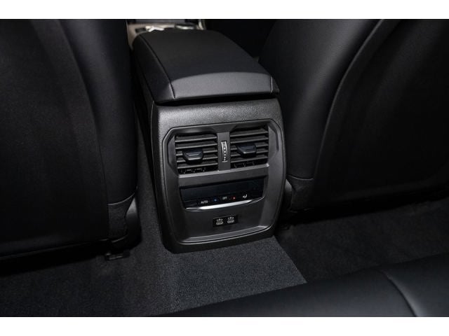 2026 BMW 330i 330i xDrive