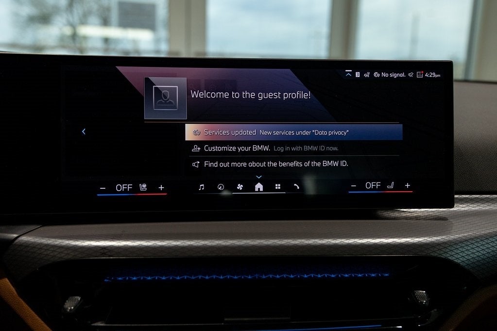 2025 BMW 330i xDrive 330i xDrive