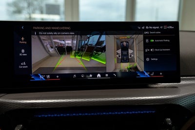 2025 BMW 330i xDrive 330i xDrive