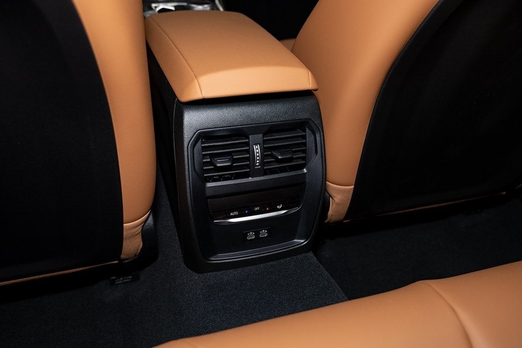 2025 BMW 330i xDrive 330i xDrive