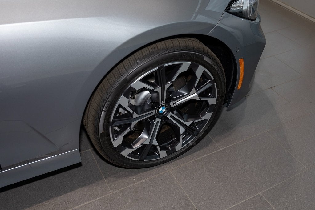 2025 BMW 330i xDrive 330i xDrive