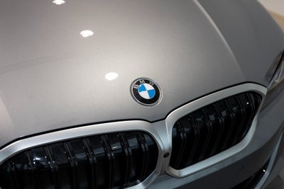 2025 BMW 330i xDrive 330i xDrive