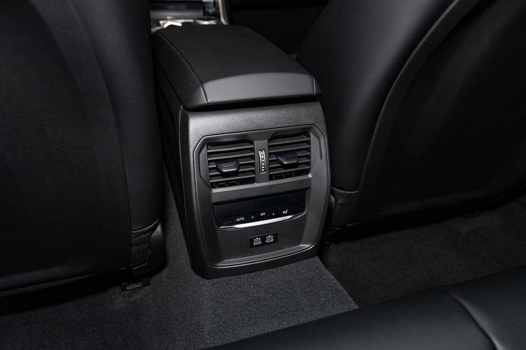 2026 BMW 330i 330i NA xDrive