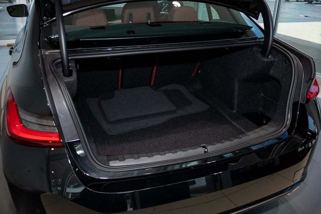 2025 BMW 330i 330i xDrive