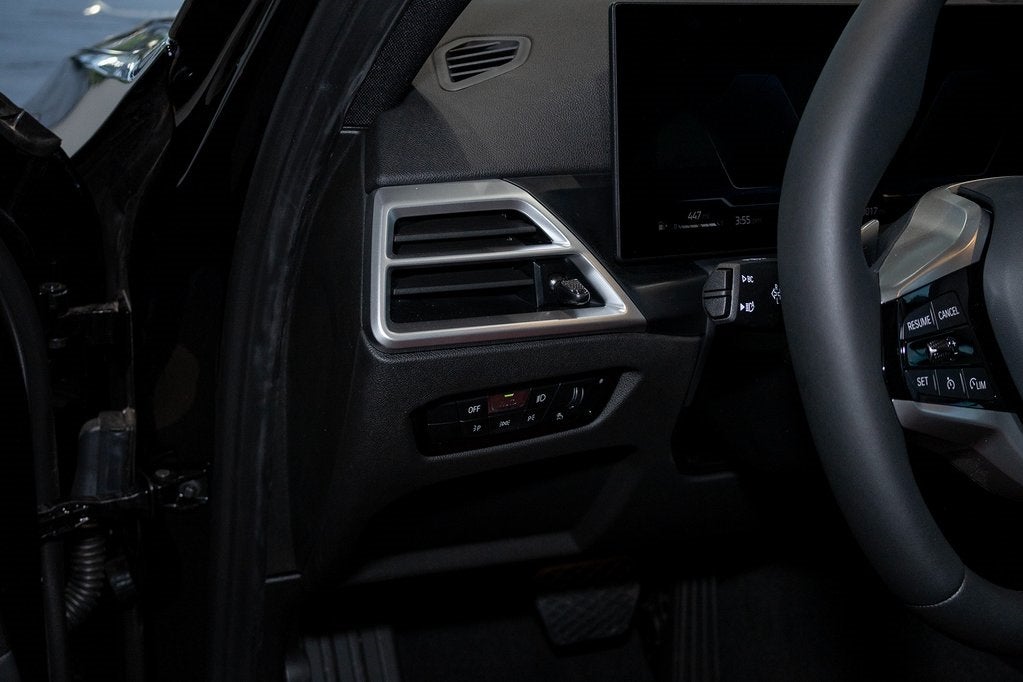 2025 BMW 330i 330i xDrive