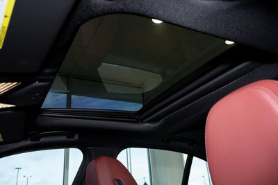 2025 BMW 330i 330i xDrive