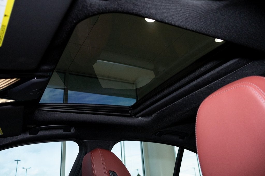 2025 BMW 330i 330i xDrive