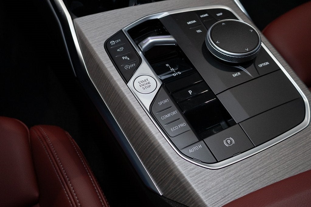 2025 BMW 330i 330i xDrive