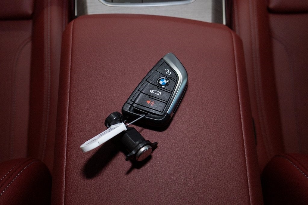 2025 BMW 330i 330i xDrive